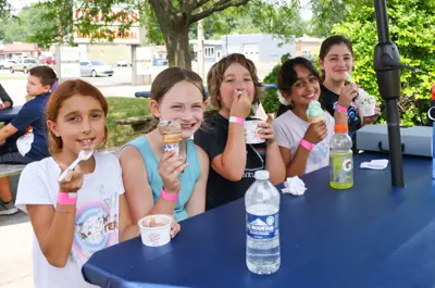 campers eating ice cream