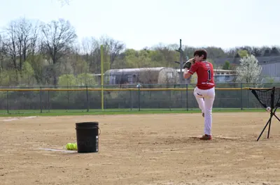 baseball player pitching