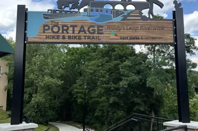 brady's leap park sign