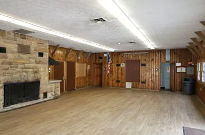 Roy Smith Shelter House Interior