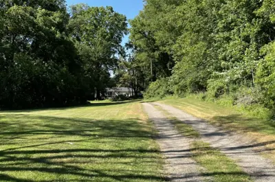 Yacavona Park path