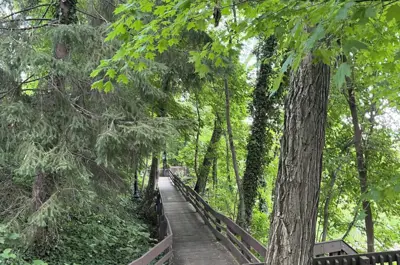 franklin mills riveredge park boardwalk